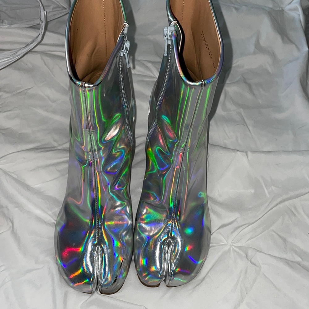 RARE Margiela Tabi Boots - silver / metallic